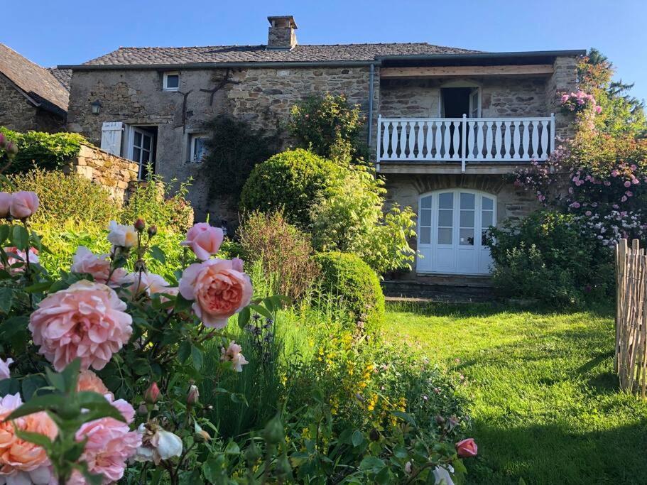 Maisonnette De Charme Les Jardins De Lou Boussac  Dış mekan fotoğraf